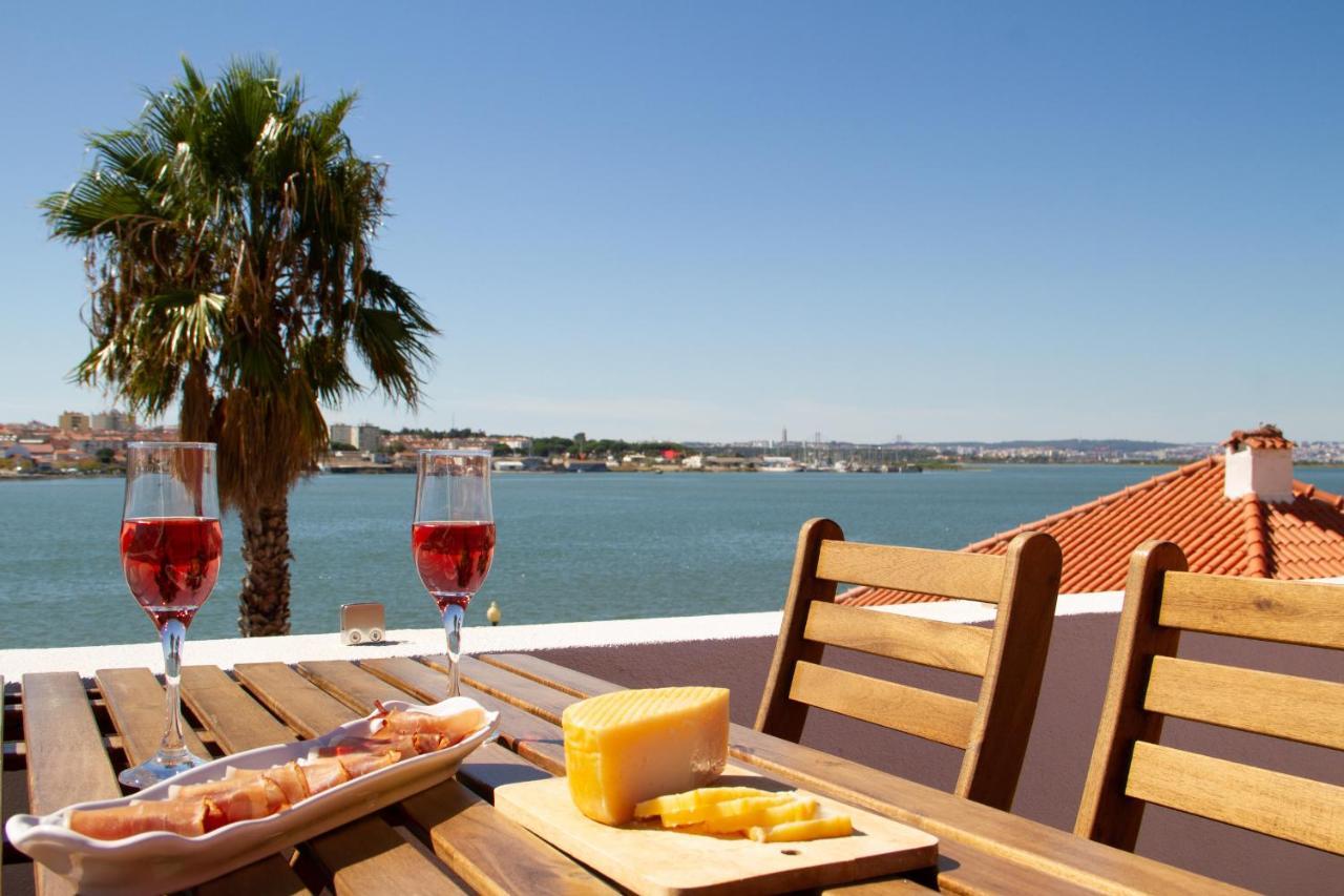 Seixal Bay Apartment