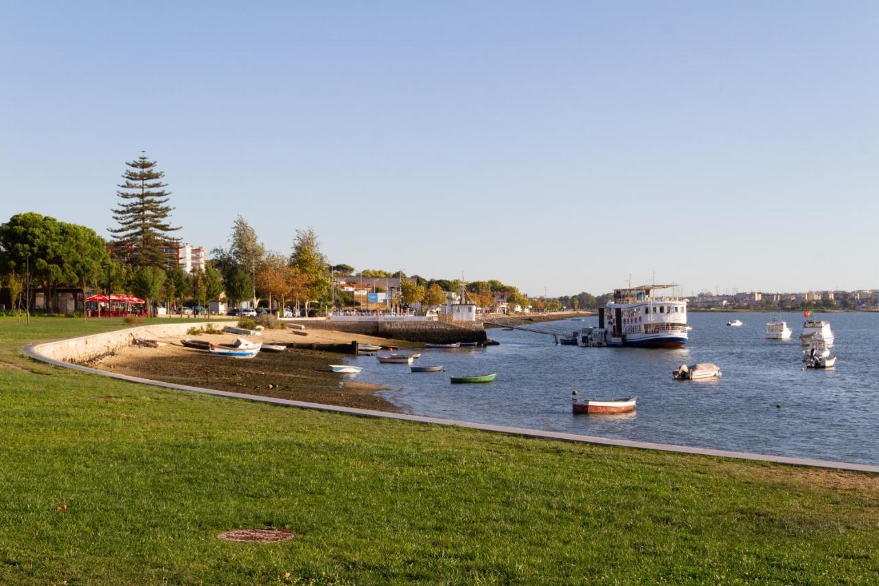 Seixal Bay *