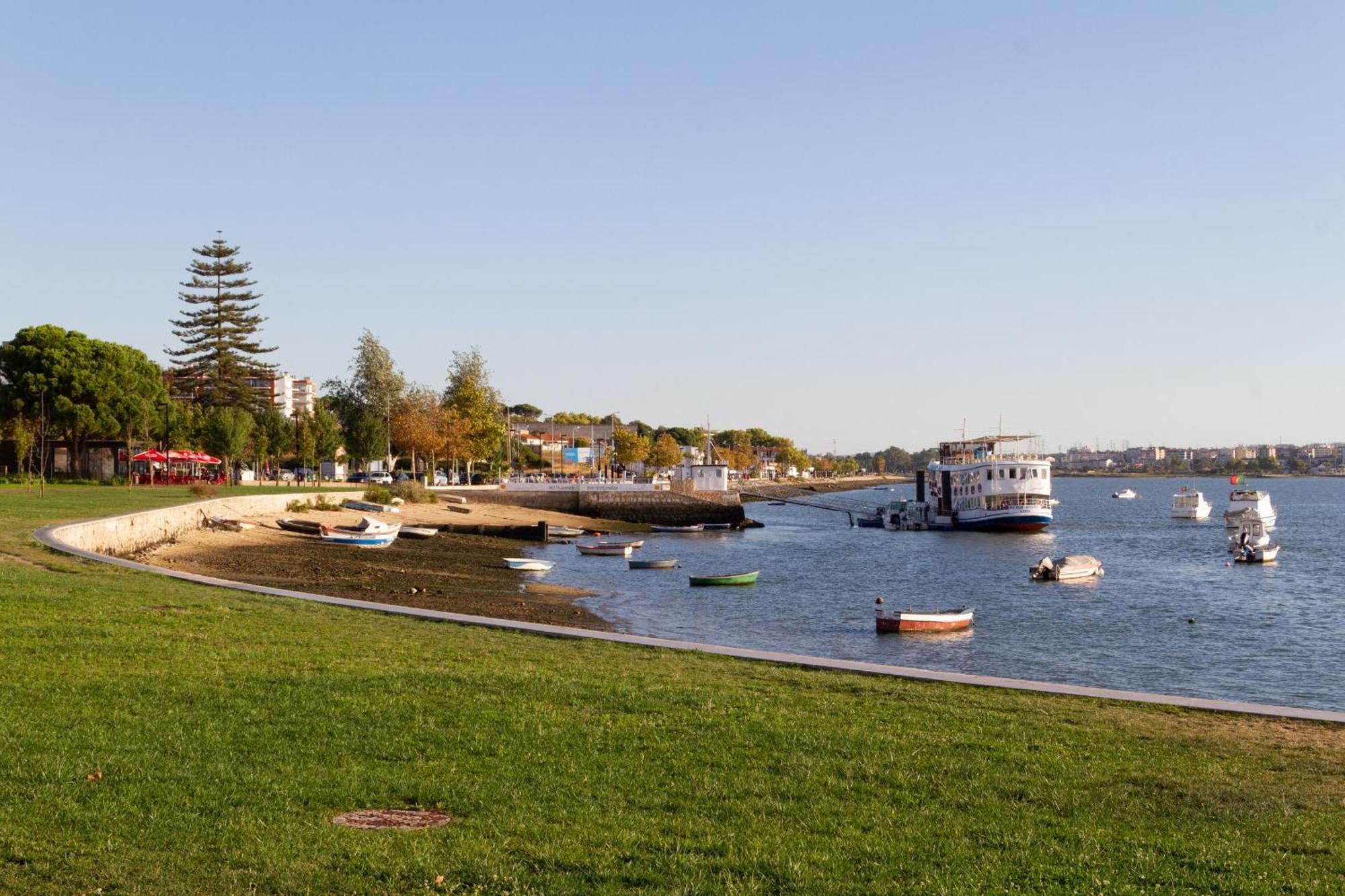 Seixal Bay *